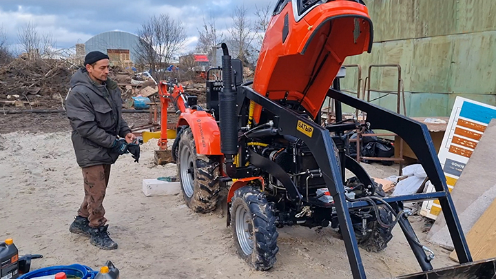 Работа мобильной службы по ремонту и ТО тракторов Кентавр