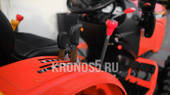«Трактор Kubota | Кубота A211N-OP 9+3 (Kubota India) STD agri 7.00-12 / 8.3-20 (с ПСМ)» - фото 16