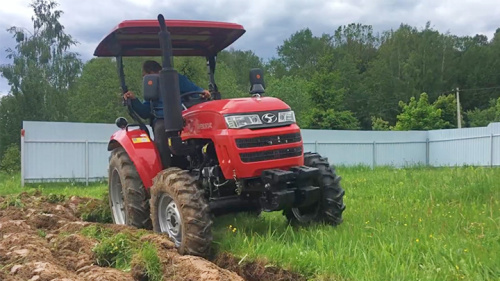 Отзыв клиента о тракторе Shifeng SF-254CL (244СL) с плугом